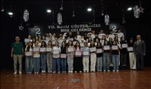 MAVİGÜN KOLEJİNDE KARNE COŞKUSU